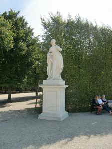 Sch�nbrunn17.JPG (59801 Byte)