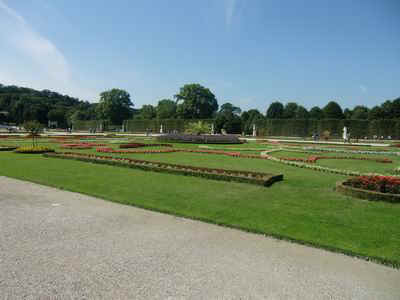 Sch�nbrunn19.JPG (63504 Byte)