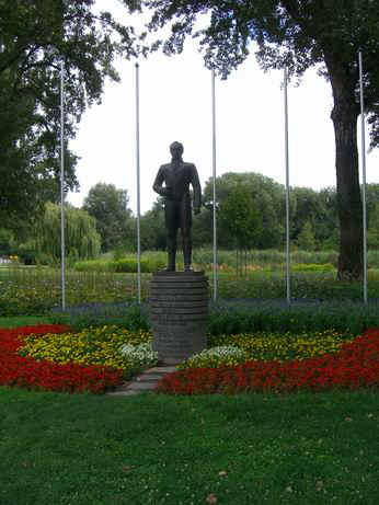 WDonaupark007.JPG (77013 Byte)
