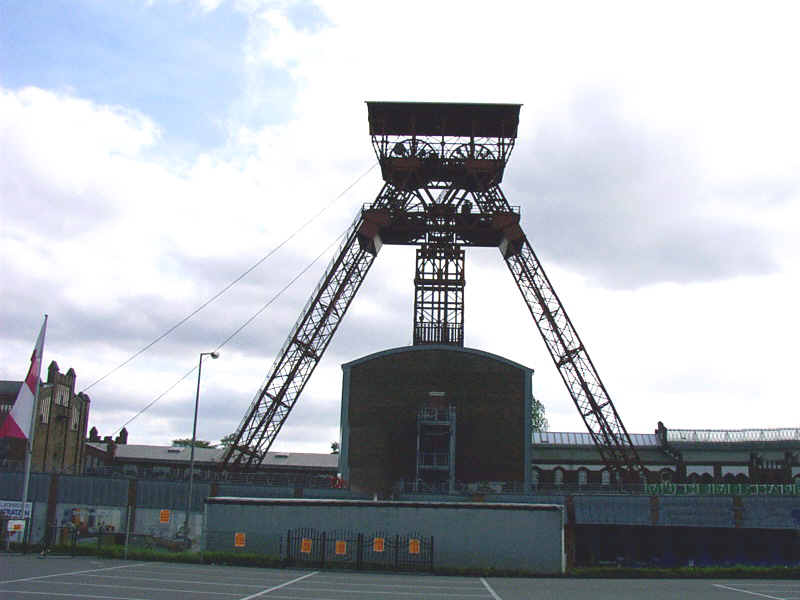 foerderturm3.jpg (172239 Byte)
